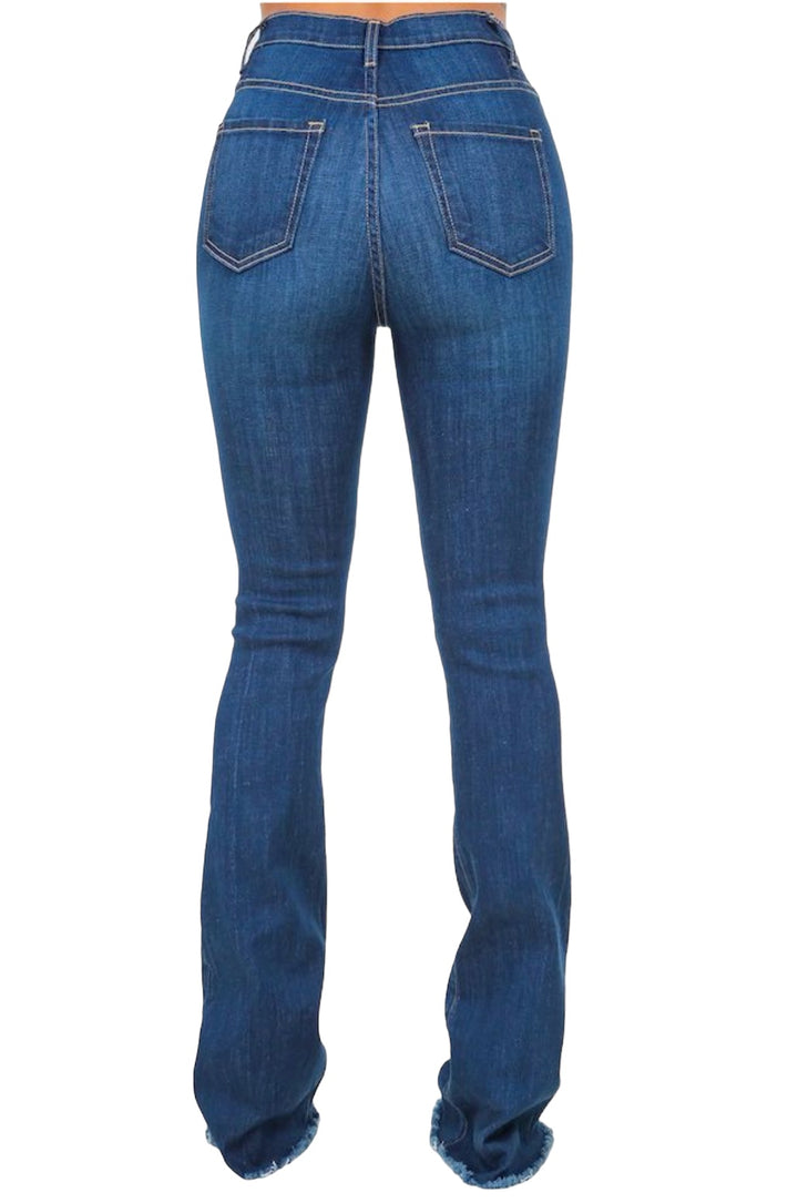 a woman wearing a pair of blue jeans