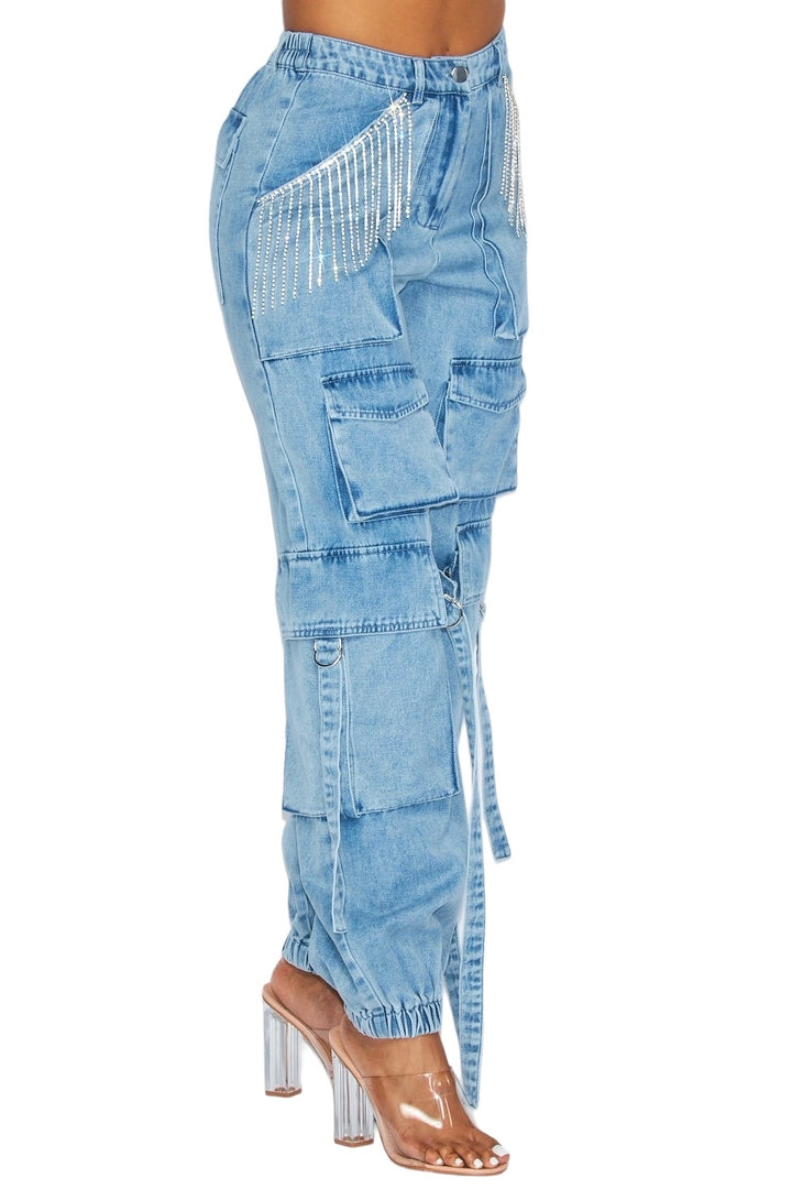 a woman wearing a pair of blue jeans