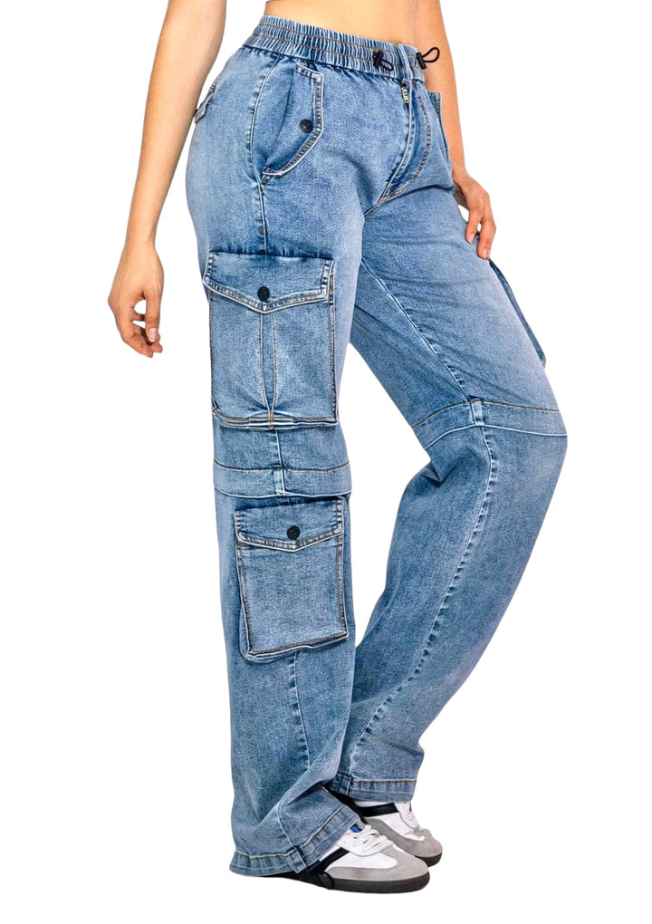 a woman is wearing a pair of blue jeans