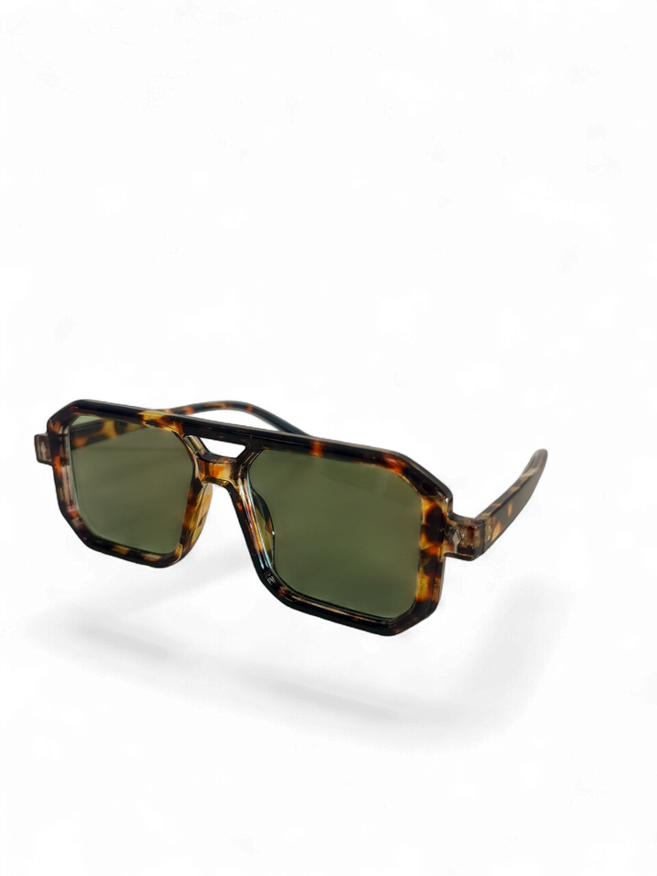 Sunglasses: Style  1382 {Tinted Block Aviator Sunglasses}