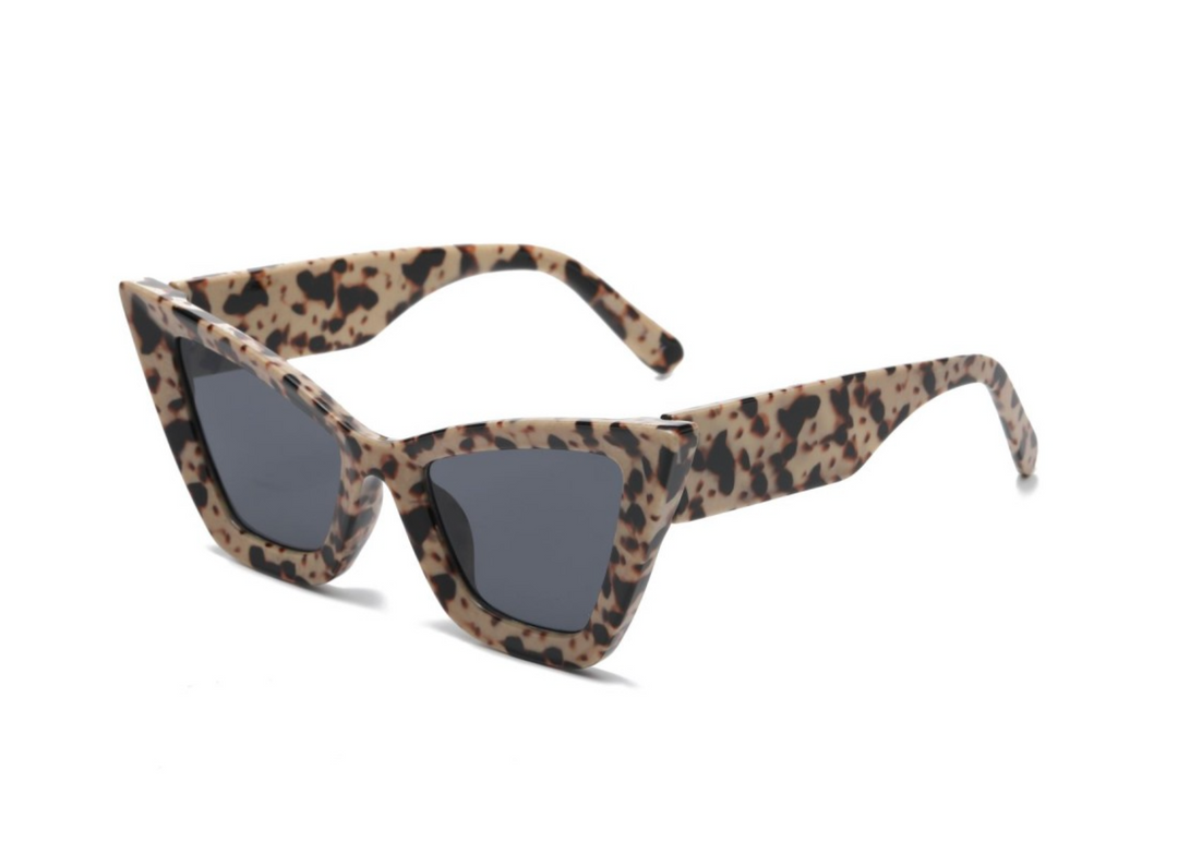 Sunglasses: Style 1970
