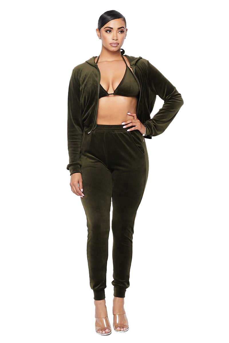 3 PC Velour Hoody Suit – The House of Stylez 3 PC Velour Hoody Suit – The House of Stylez