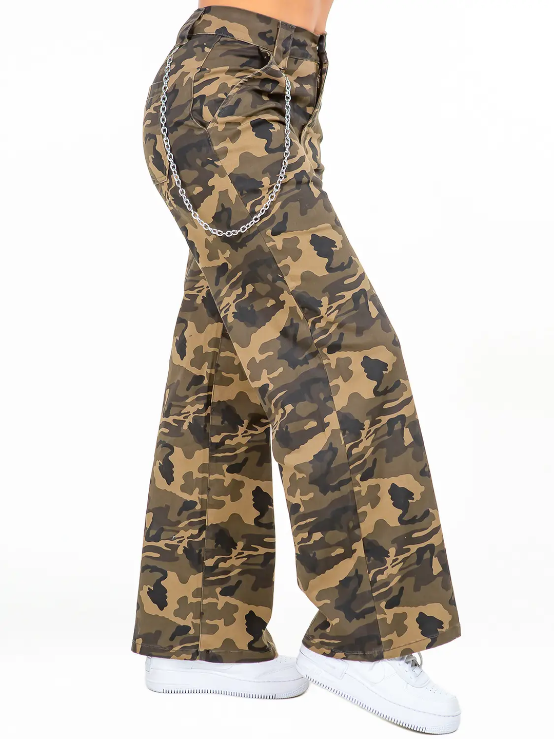 High Waist Camo Wide Leg Pants w/ Removable Chain – The High Waist Camo Wide Leg Pants w/ Removable Chain – The